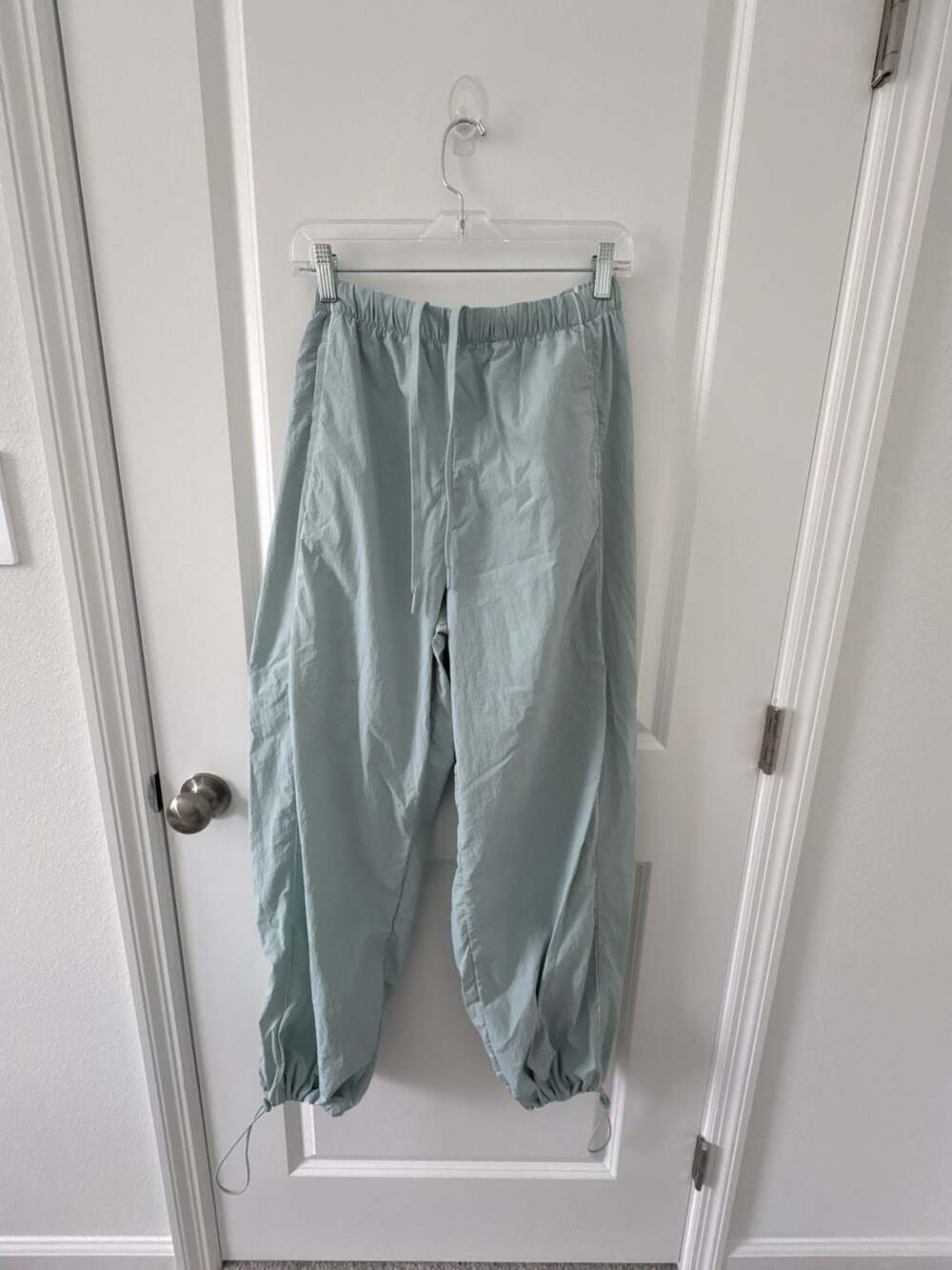 Gilly Hicks High Rise Nylon Parachute Pants with Bungee Hem